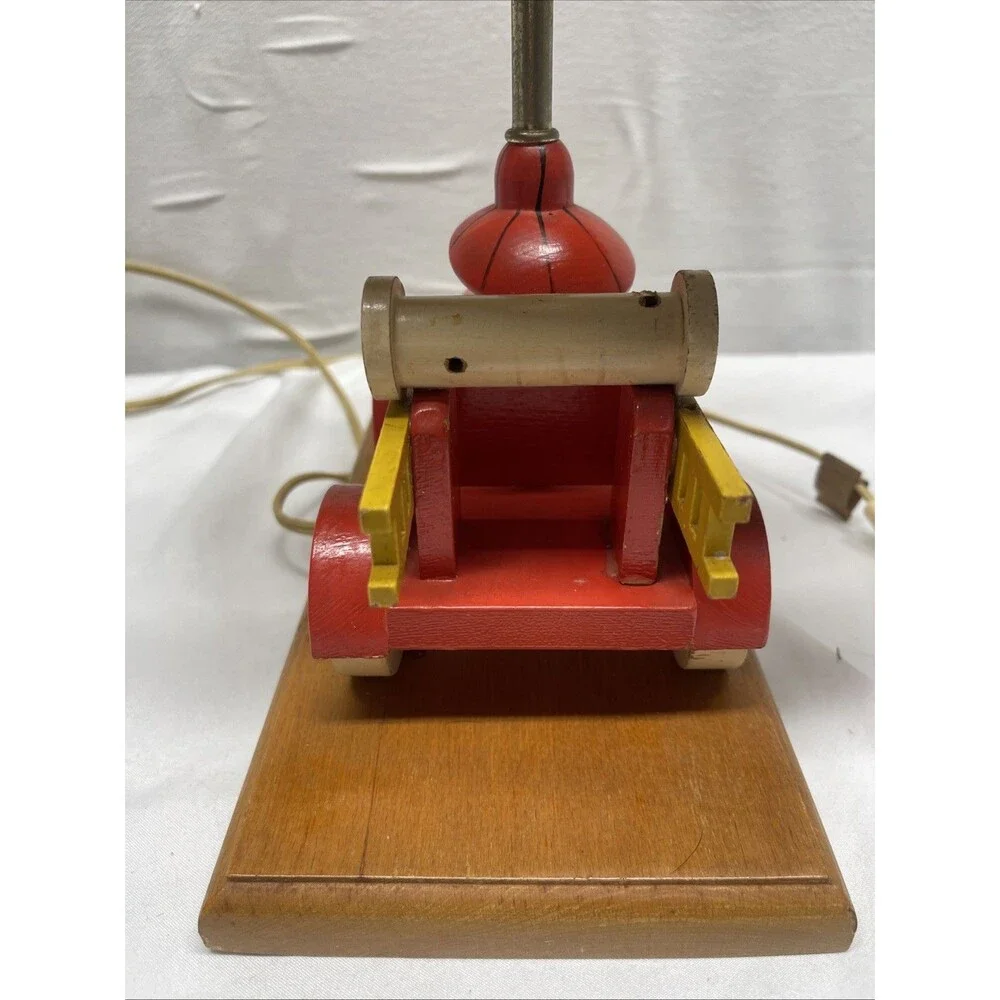 VTG 1972 Wooden Nursey Children's Room Lamp with Original Shade Fire Truck WORKS